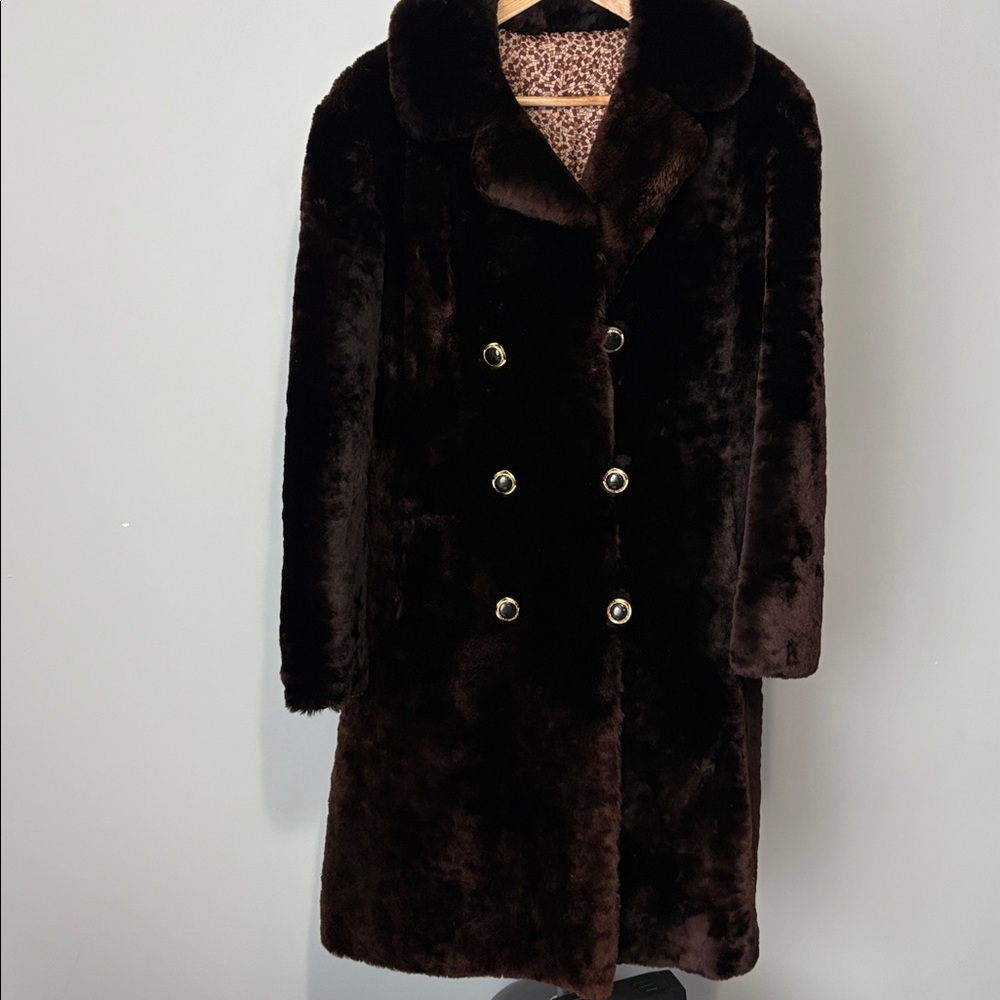 Sheepskin Fur Coat - Picture 5 of 9